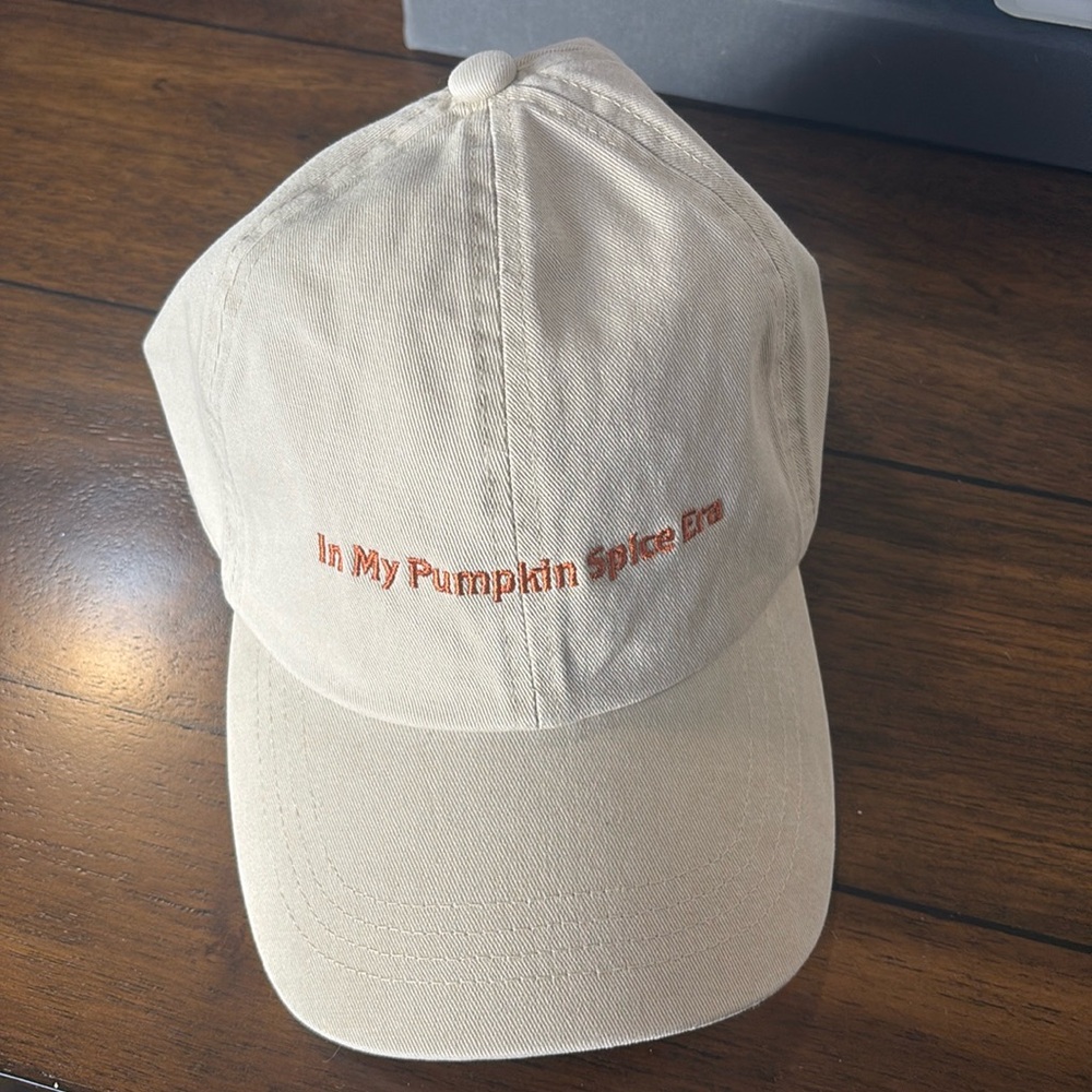 PUMPKIN SPICE ☕️🧡 Women’s baseball hat — NWT
